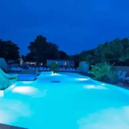 4 Etoiles - Parc Aquatique - Eebaci * 博尔马斯·莱斯·米默萨斯